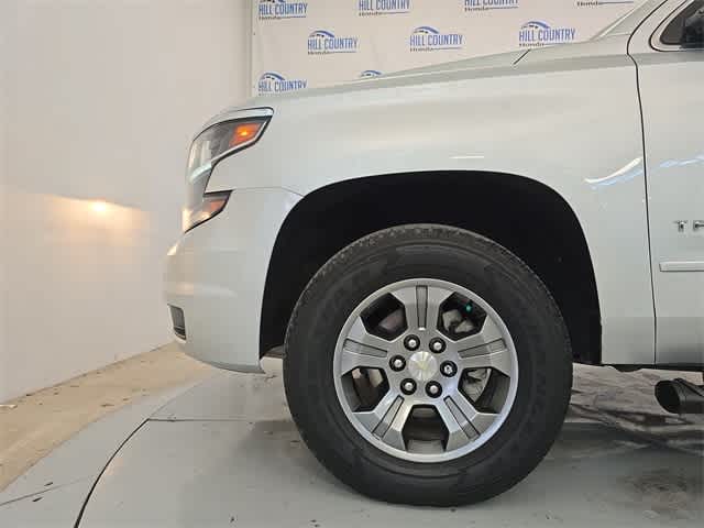 Thumbnail: 2019 Chevrolet Tahoe - 14