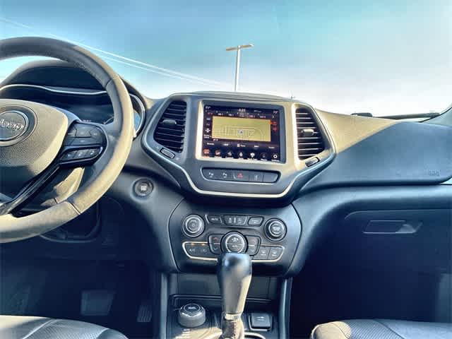 Thumbnail: 2023 Jeep Cherokee - 28