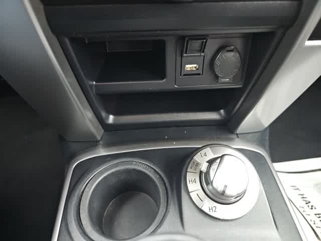 Thumbnail: 2023 Toyota 4Runner - 17