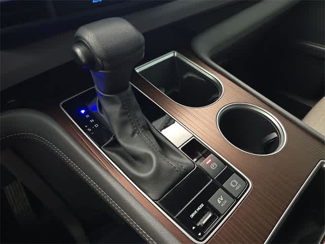 Thumbnail: 2023 Toyota Sienna - 33