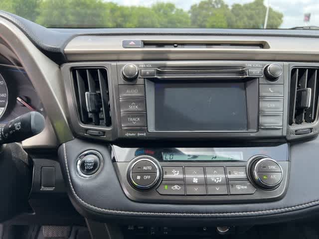 Thumbnail: 2013 Toyota RAV4 - 16