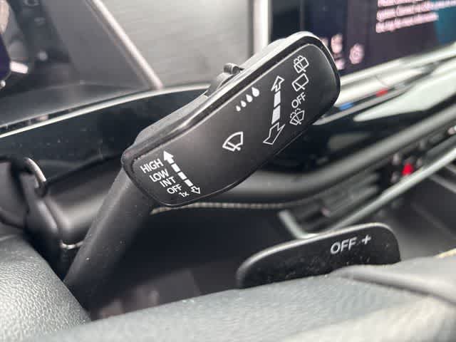 Thumbnail: 2024 Volkswagen Atlas - 14