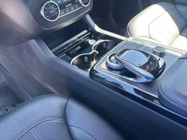 Thumbnail: 2019 Mercedes-Benz GLS - 16