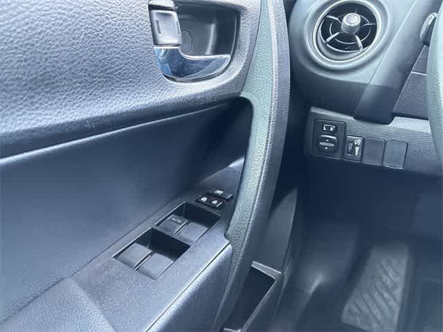 Thumbnail: 2019 Toyota Corolla - 47