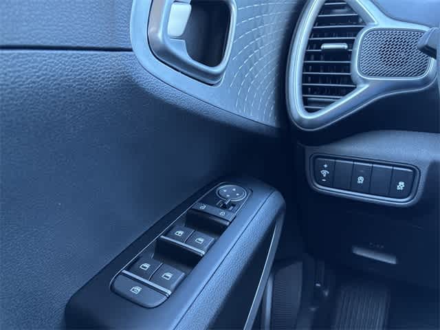 Thumbnail: 2022 Kia Soul - 37