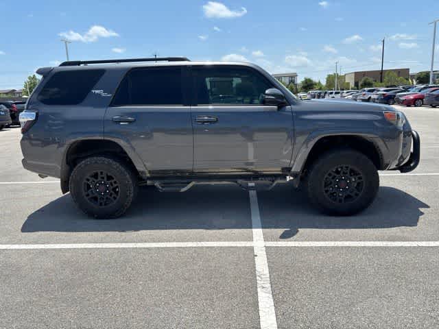 Thumbnail: 2020 Toyota 4Runner - 6