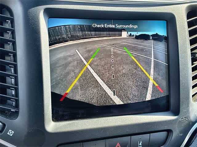 Thumbnail: 2023 Jeep Cherokee - 30