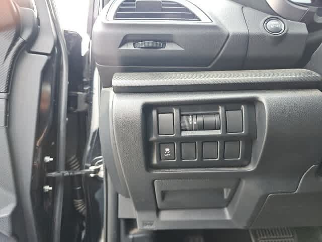 Thumbnail: 2018 Subaru Crosstrek - 11