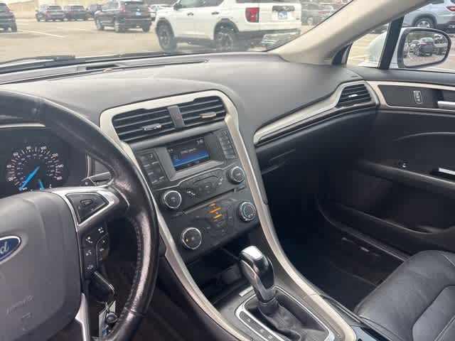 Thumbnail: 2014 Ford Fusion - 20