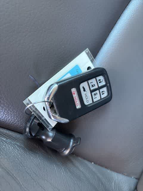 Thumbnail: 2014 Honda Odyssey - 22