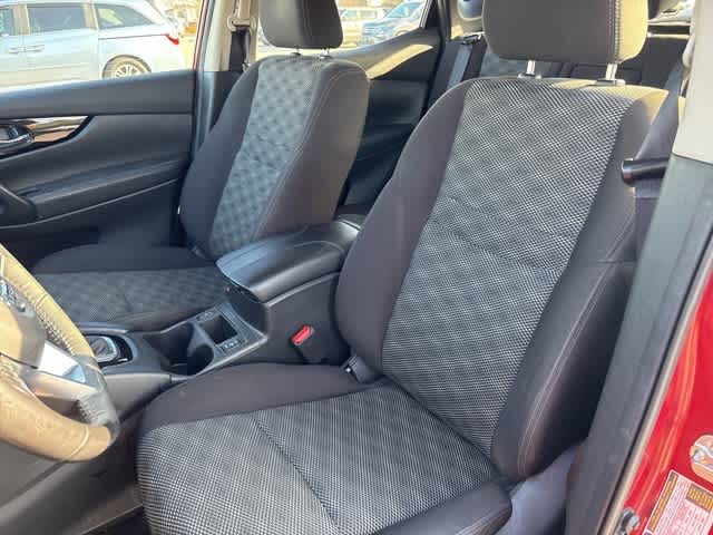 Thumbnail: 2019 Nissan Rogue Sport - 21