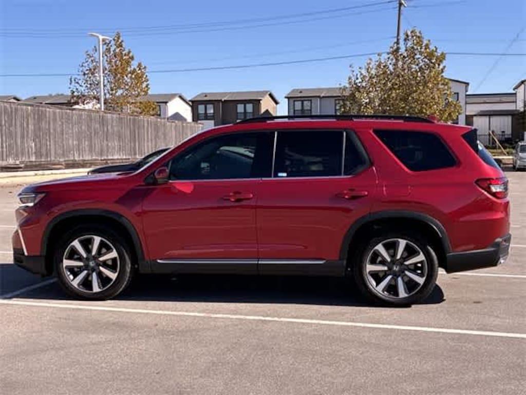 Certified 2025 Honda Pilot Touring SUV