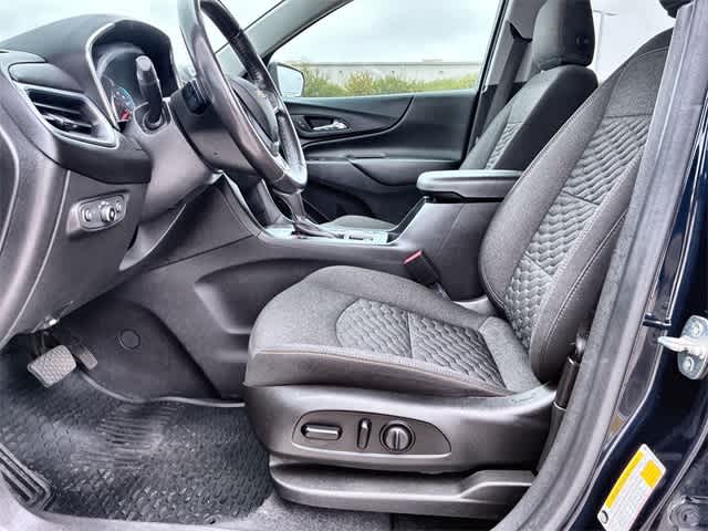 Thumbnail: 2021 Chevrolet Equinox - 18