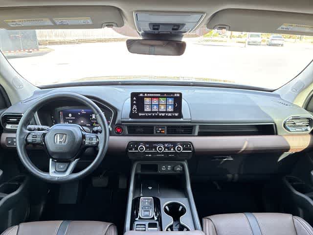 Thumbnail: 2025 Honda Pilot - 16