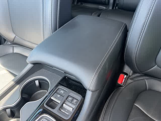 Thumbnail: 2023 Honda Pilot - 19