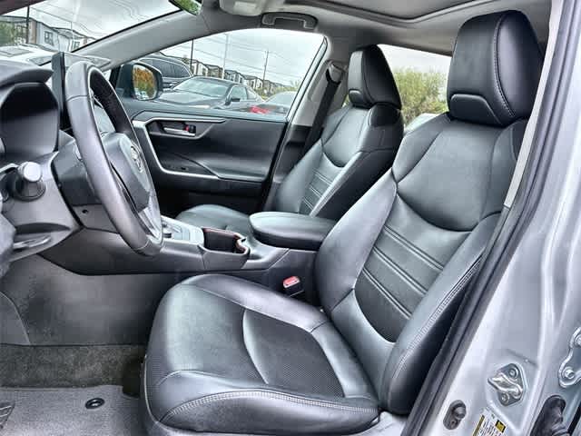 Thumbnail: 2023 Toyota RAV4 - 17