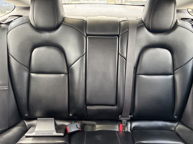 Thumbnail: 2021 Tesla Model 3 - 23