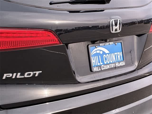 Thumbnail: 2018 Honda Pilot - 13