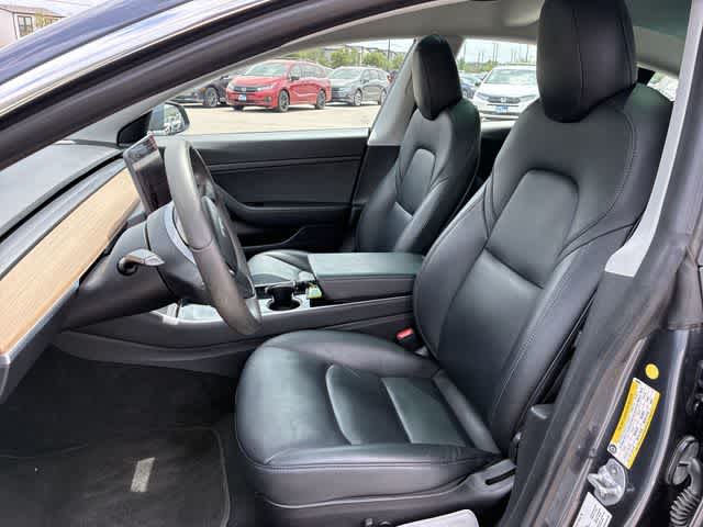 Thumbnail: 2020 Tesla Model 3 - 17