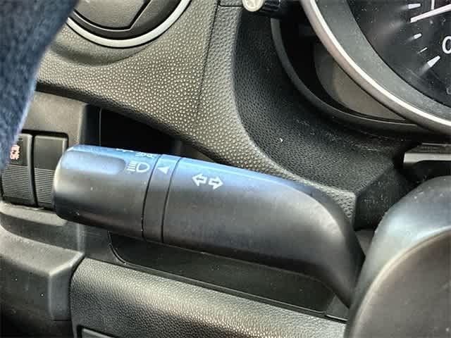 Thumbnail: 2015 Mazda Mazda5 - 27