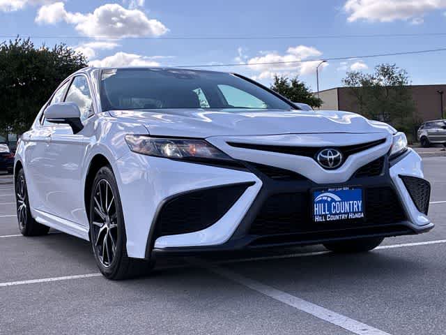 Thumbnail: 2023 Toyota Camry - 10