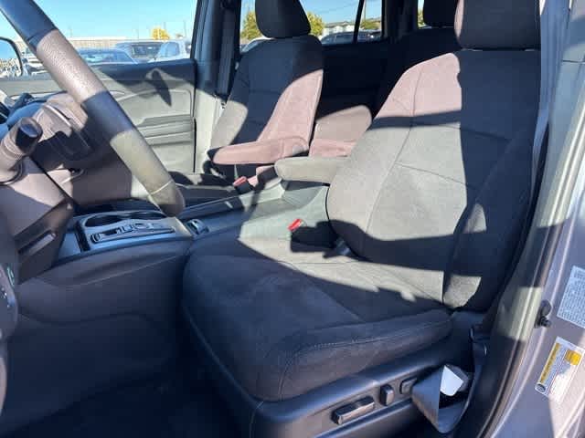 Thumbnail: 2022 Honda Pilot - 21