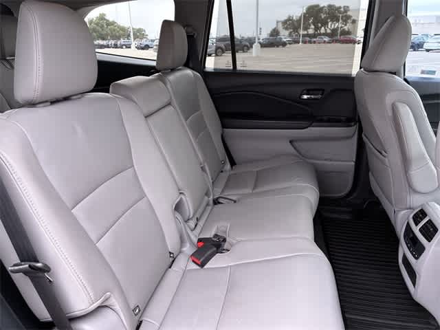 Thumbnail: 2021 Honda Pilot - 22