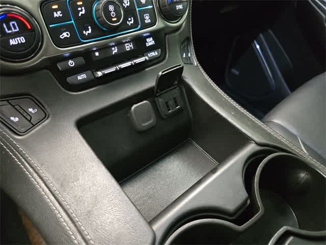 Thumbnail: 2019 Chevrolet Tahoe - 34