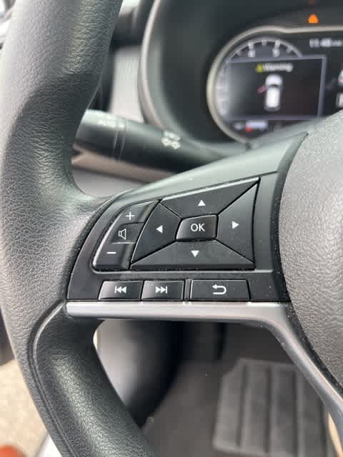 Thumbnail: 2018 Nissan Kicks - 11