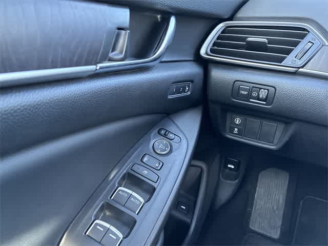 Thumbnail: 2018 Honda Accord - 40