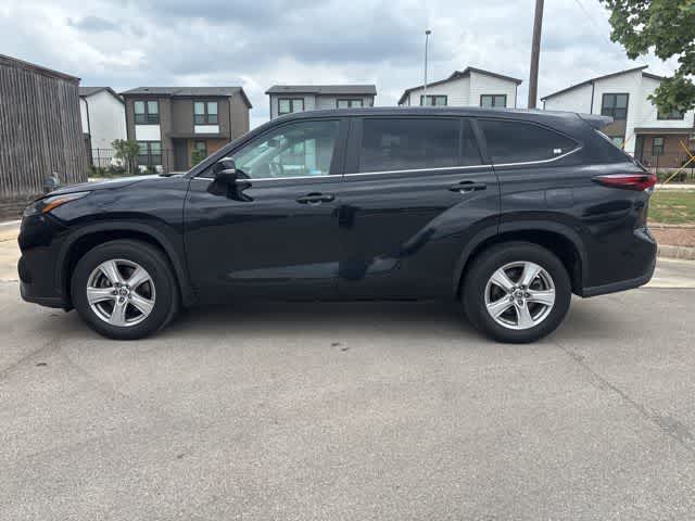 Thumbnail: 2024 Toyota Highlander - 2