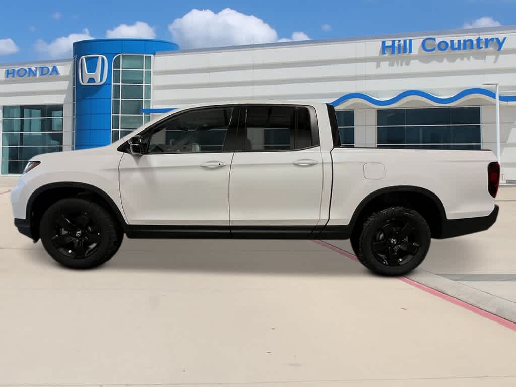 2026 Honda Ridgeline Black Edition photo 2