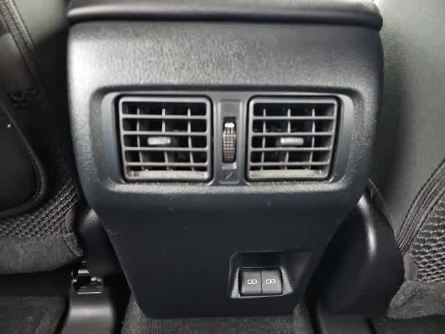 Thumbnail: 2023 Toyota 4Runner - 21