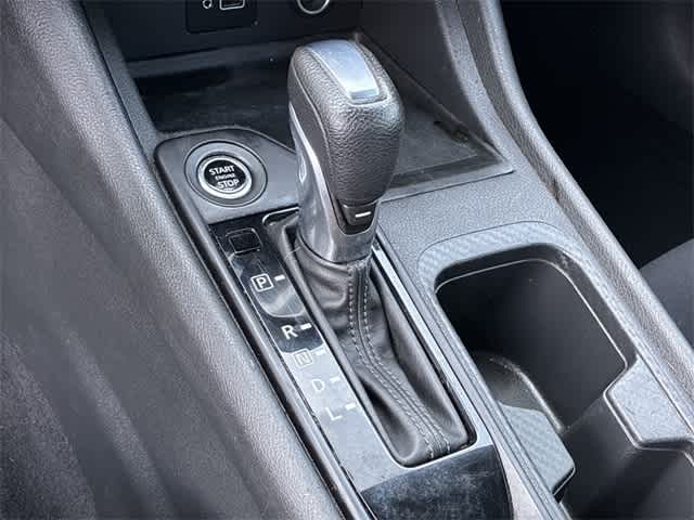 Thumbnail: 2021 Nissan Sentra - 33