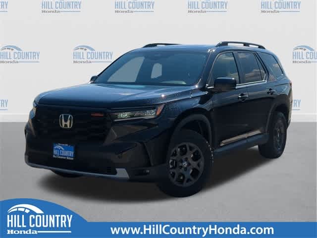 2025 Honda Pilot TrailSport -
                San Antonio, TX