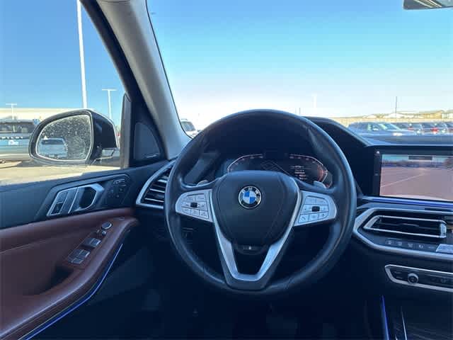 Thumbnail: 2021 BMW X7 - 25