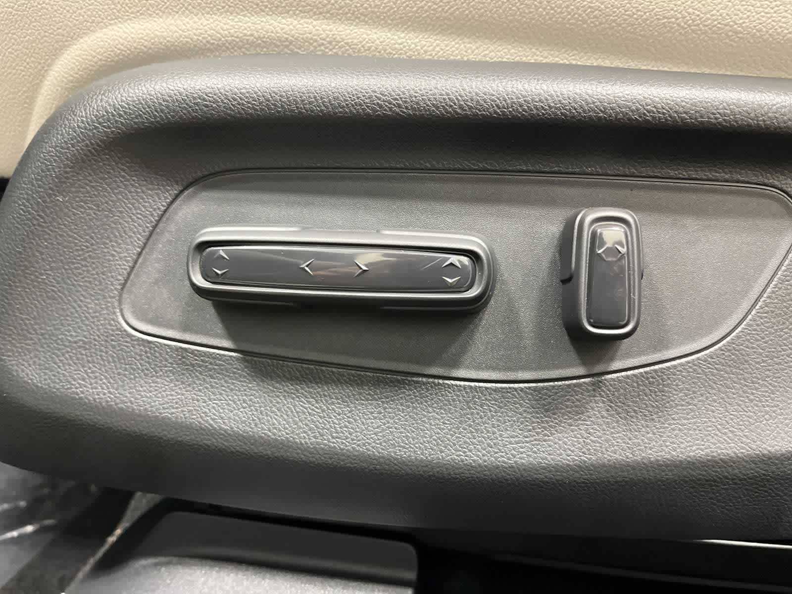 Thumbnail: 2026 Honda HR-V - 13