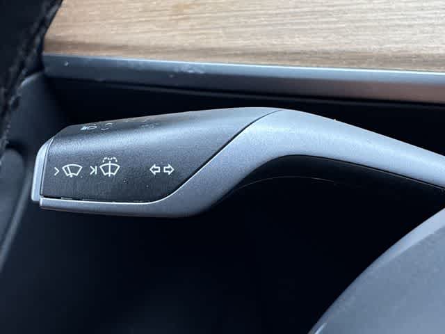 Thumbnail: 2020 Tesla Model 3 - 28