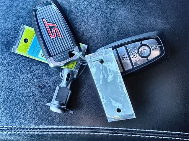 Thumbnail: 2020 Ford Explorer - 39