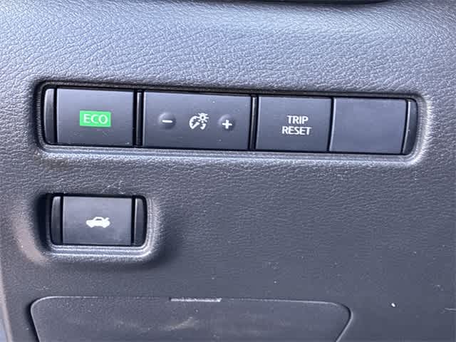 Thumbnail: 2021 Nissan Sentra - 39