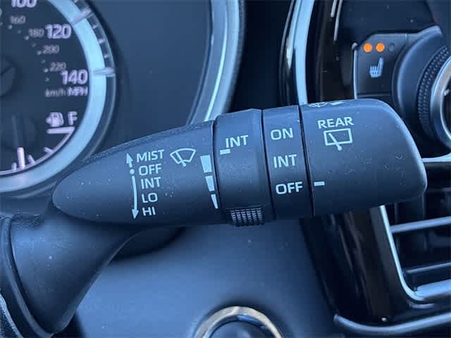 Thumbnail: 2023 Toyota Highlander - 28