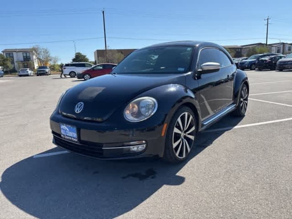 Used 2012 Volkswagen Beetle 2.0T Turbo w/Sunroof/Sound/PZEV Hatchback