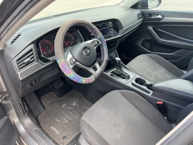 Thumbnail: 2019 Volkswagen Jetta - 9