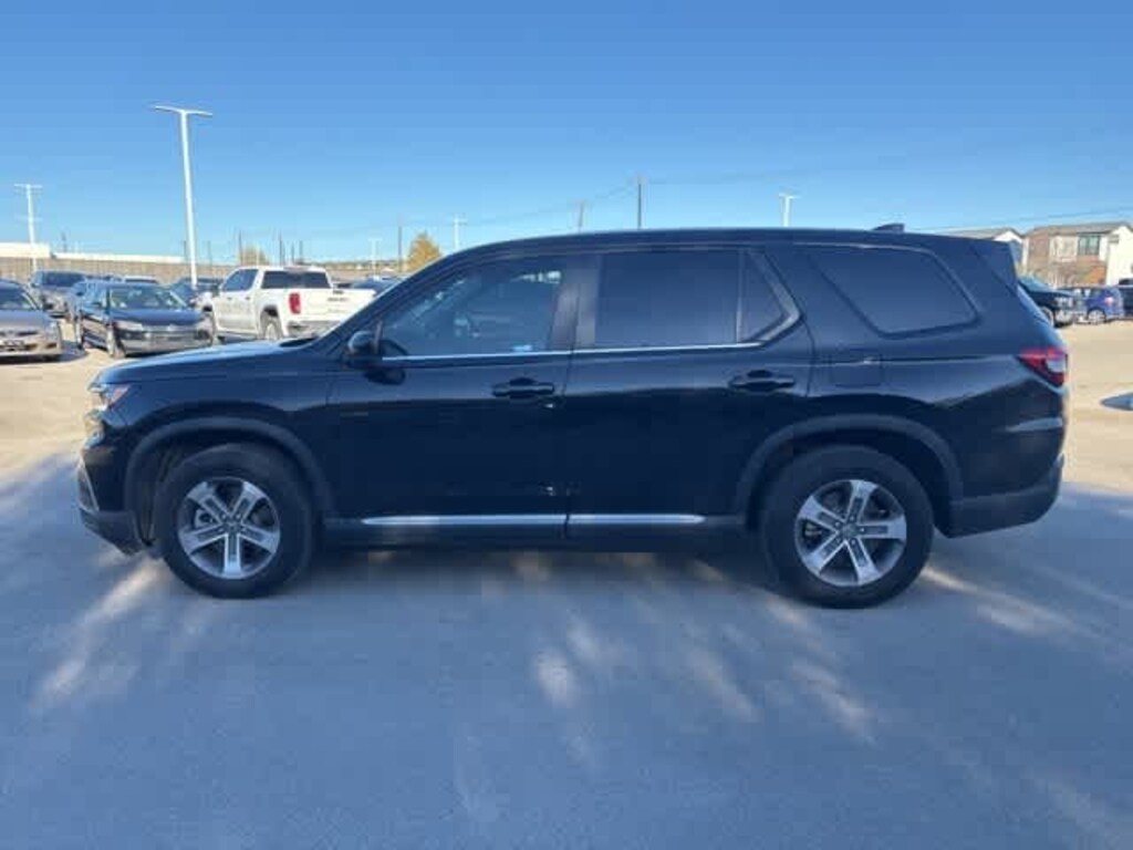 Certified 2023 Honda Pilot EX-L 7 Passenger SUV