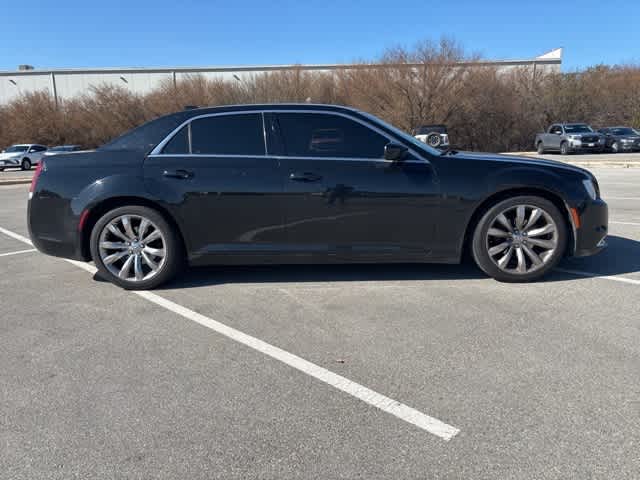 Thumbnail: 2016 Chrysler 300 - 6