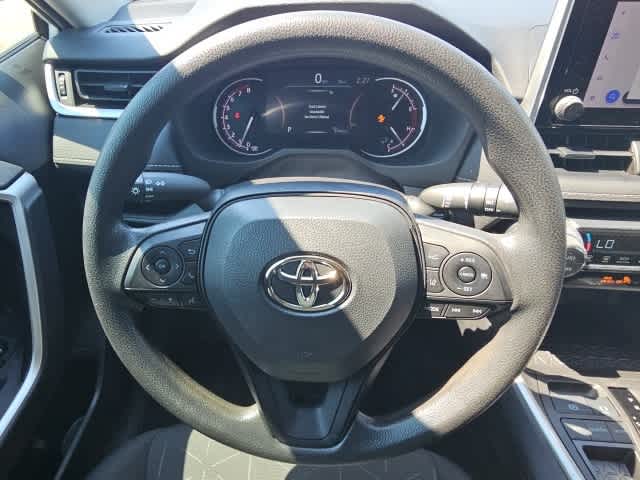 Thumbnail: 2023 Toyota RAV4 - 14