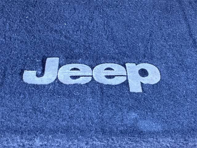 Thumbnail: 2015 Jeep Wrangler - 12