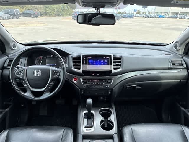 Thumbnail: 2018 Honda Pilot - 16