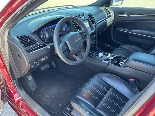 Thumbnail: 2023 Chrysler 300 - 8