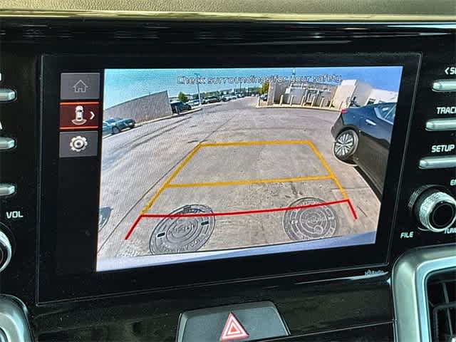 Thumbnail: 2023 Kia Sorento - 30